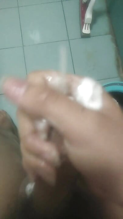 High school little slutty bitch in the bathroom oils up and takes off