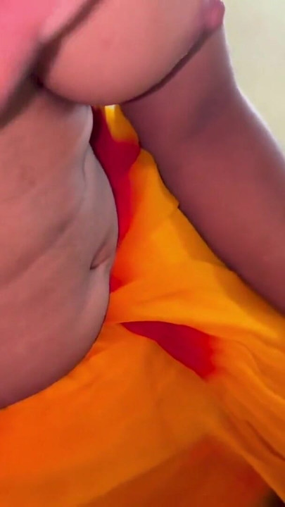 Video de sexo sin cortar de pareja india | Clip 1