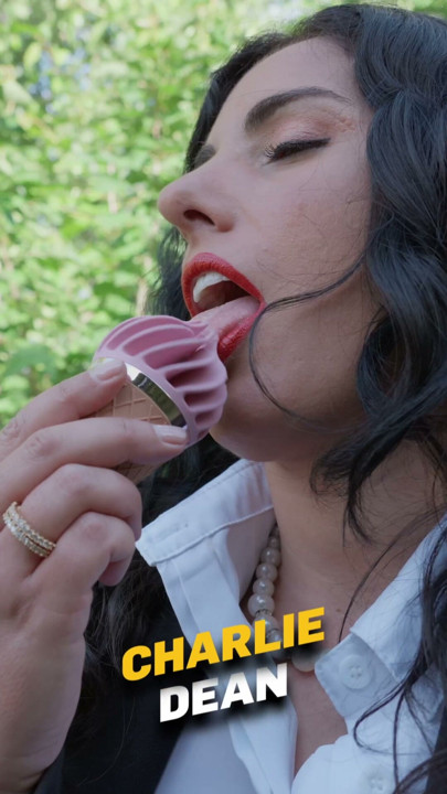 Mommy Pleasures Herself with a Vibrator in the Backyard