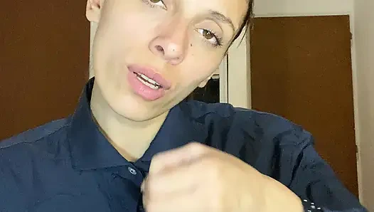 Ahlaksız Sekreter Patronunun Stresini Sürekli Azaltıyor