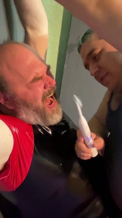 Matt Menggelitik Gigglemeister
