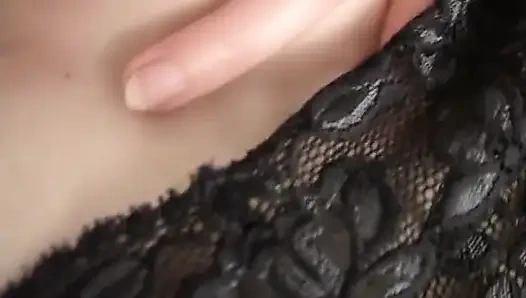 Büyük bir yarakla evde İtalyan porno deneyi...