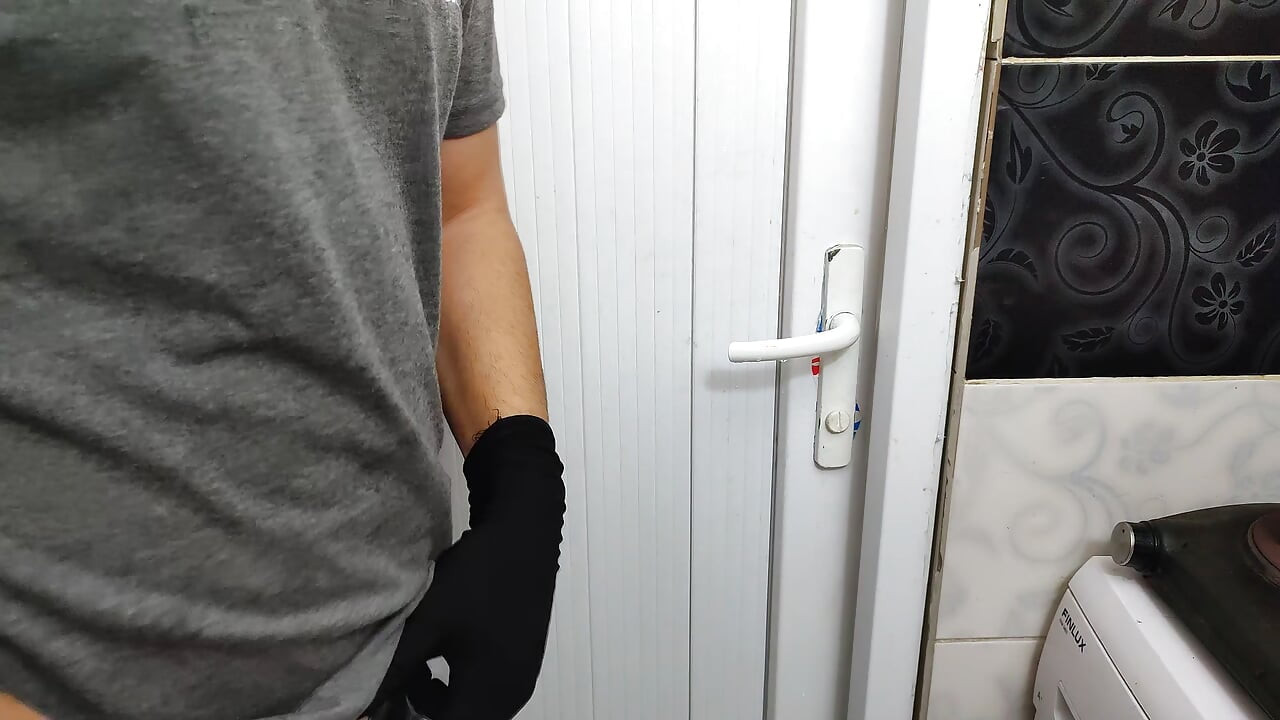 ir om orgasme seks onder de douche te plassen met stiefmoeder echte eigengemaakte