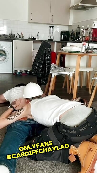 Raw Hard Gay Sex with Construction worker