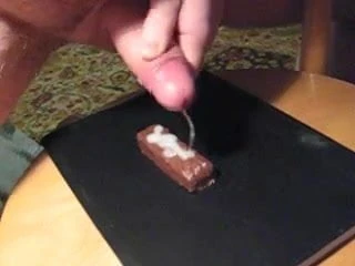 Cum on food - choco bar