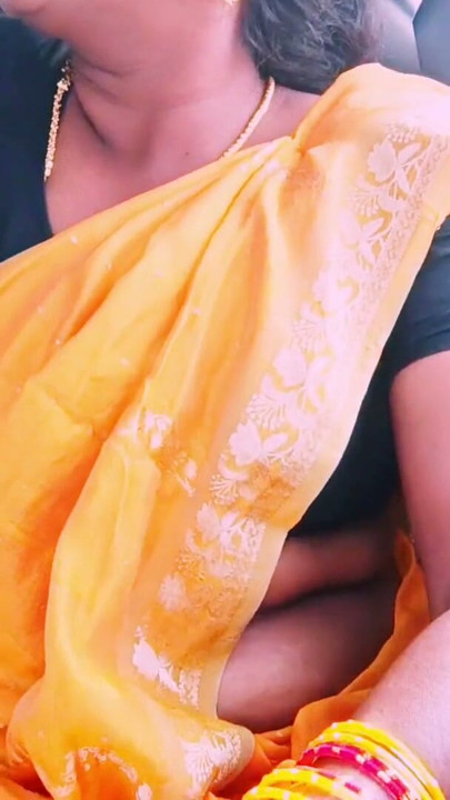 Telugu maid car sex telugu dirty talks with house owner. | Clip 3