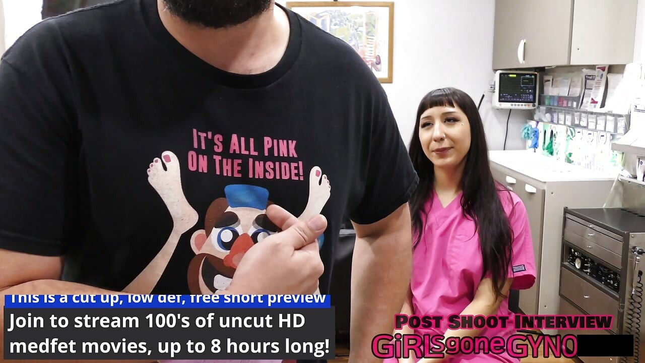 탬파 대학 입학 물리적 - 셀레나 사티바