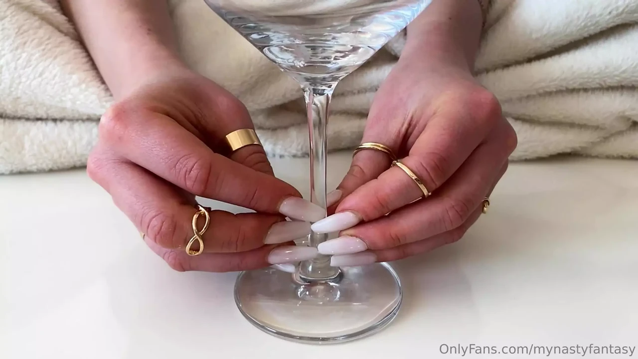 Long Nails Tease and Scratch Fetish