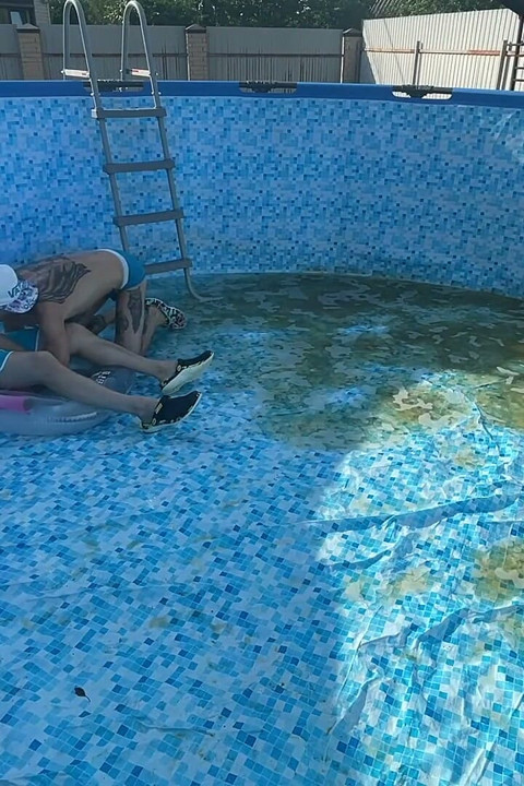 #395 Boss Fucks Guy at the Bottom of the Pool While Neighbors Watch Them