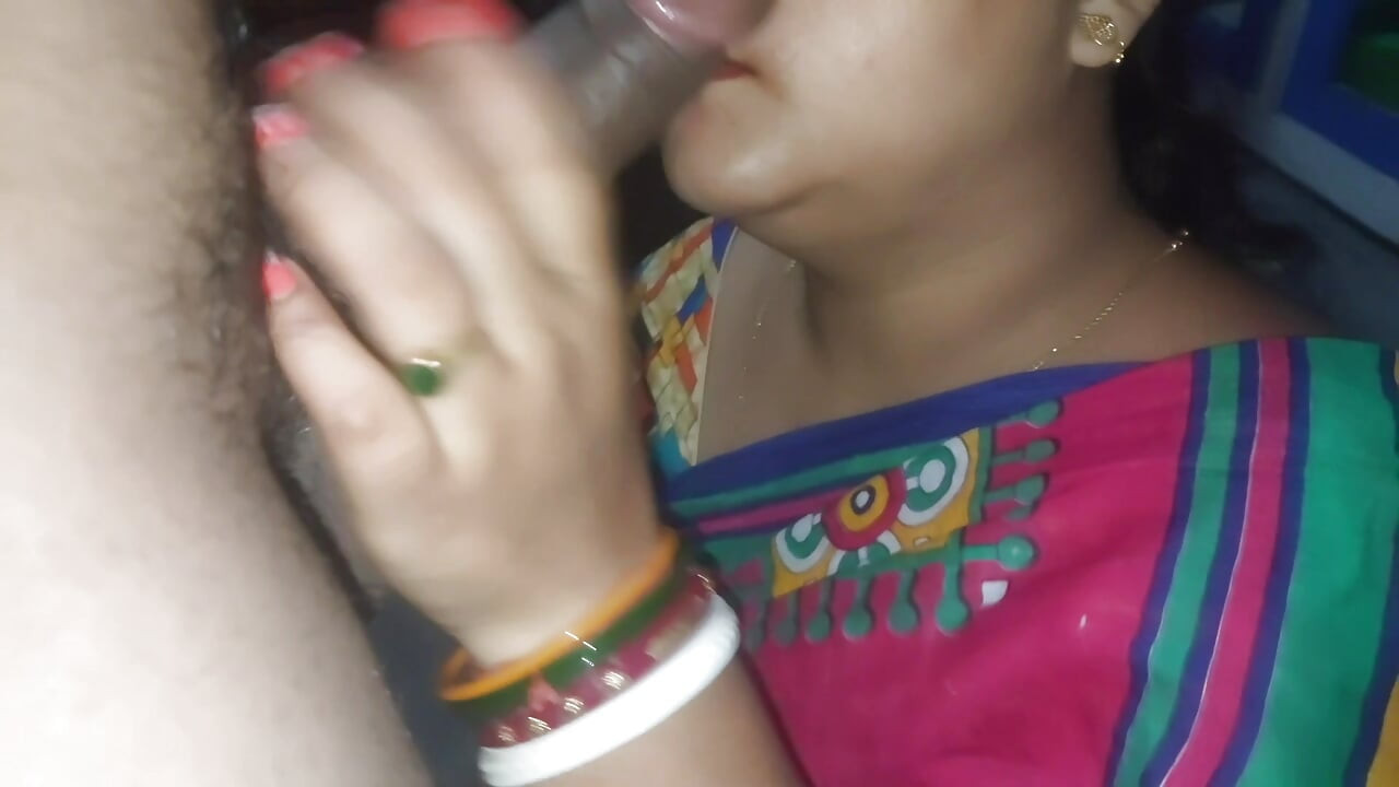 Kajal bhabhi mamada y crema bucal en la cara