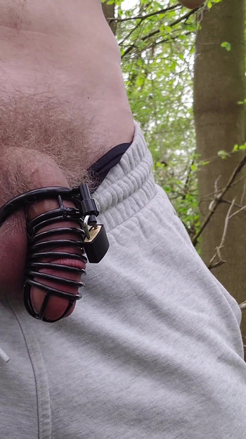 Must-share moment from "Locked and horny on the fields"