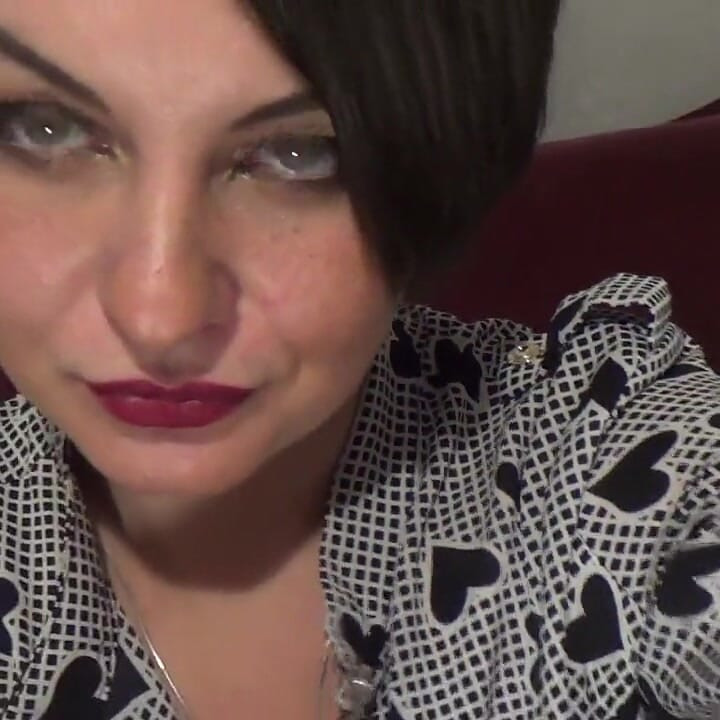 The boobed secretary, part 1 ( on Russian language!!!)