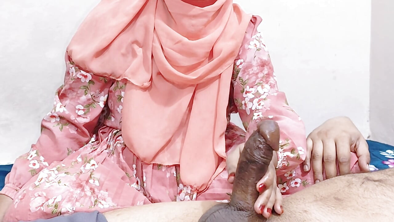 Indian beautiful hijabi sister in law romantic conversation with brother in law and hand job.(Full Bangla Audio) viral video.