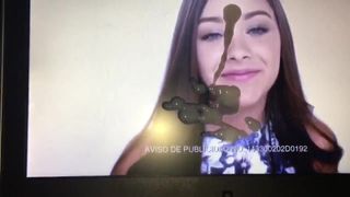 Sperma eerbetoon Angie Vazquez verwijderd