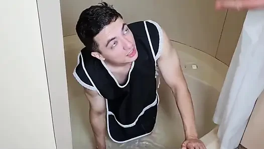 Sexy Dominant Maid Punishes Chauvinist Big Boss