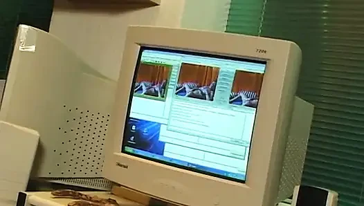 Esmer sürtük oyuncu seçmelerinde amını ovuyor