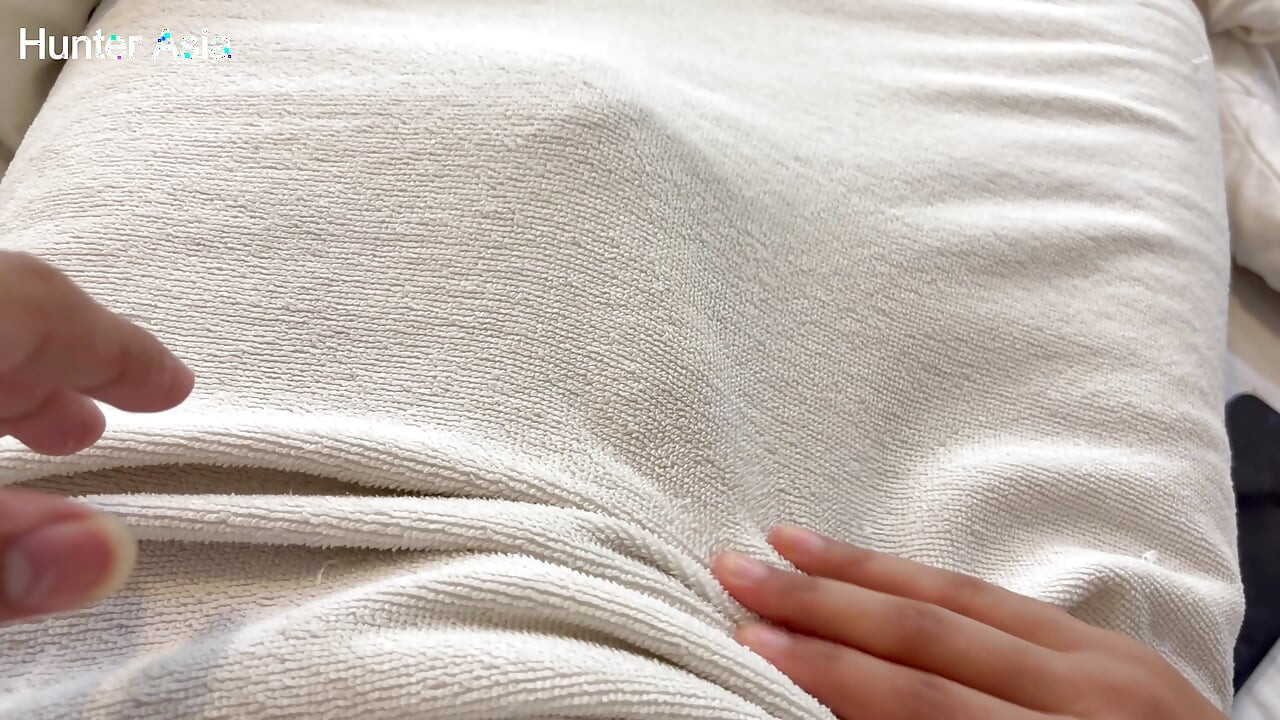 Girlfriend Goes All Out for Her Boyfriend on Vacation