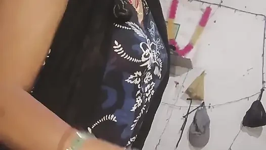 Handjobs with desi girlfriend