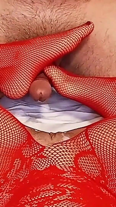 LittlemisminiFeet द्वारा लाल बॉडीसूट में अविश्वसनीय चूत चुदाई । क्लिप 2