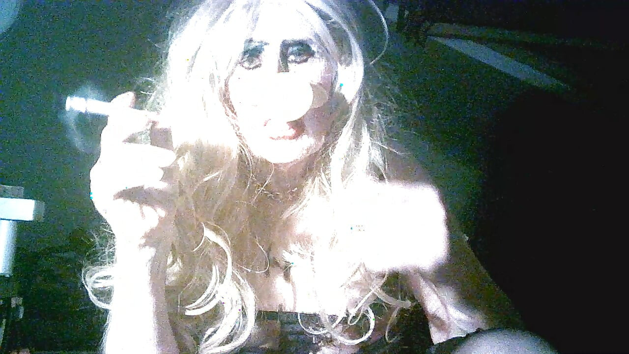 PIg snout humiliation for  old smoking  fuckpig slag, Sarah