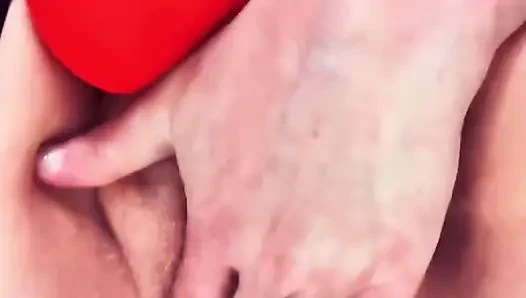 Islak Kırmızı Külot Oyunu
