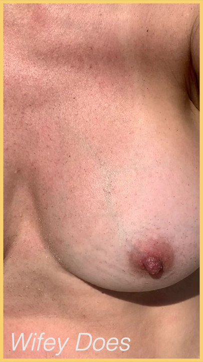 Wife walks around public beach fully nude