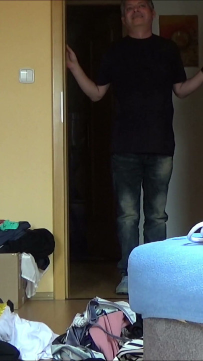 Amateur babysitter tiener kleedkamer voyeur droomt | Clip 1