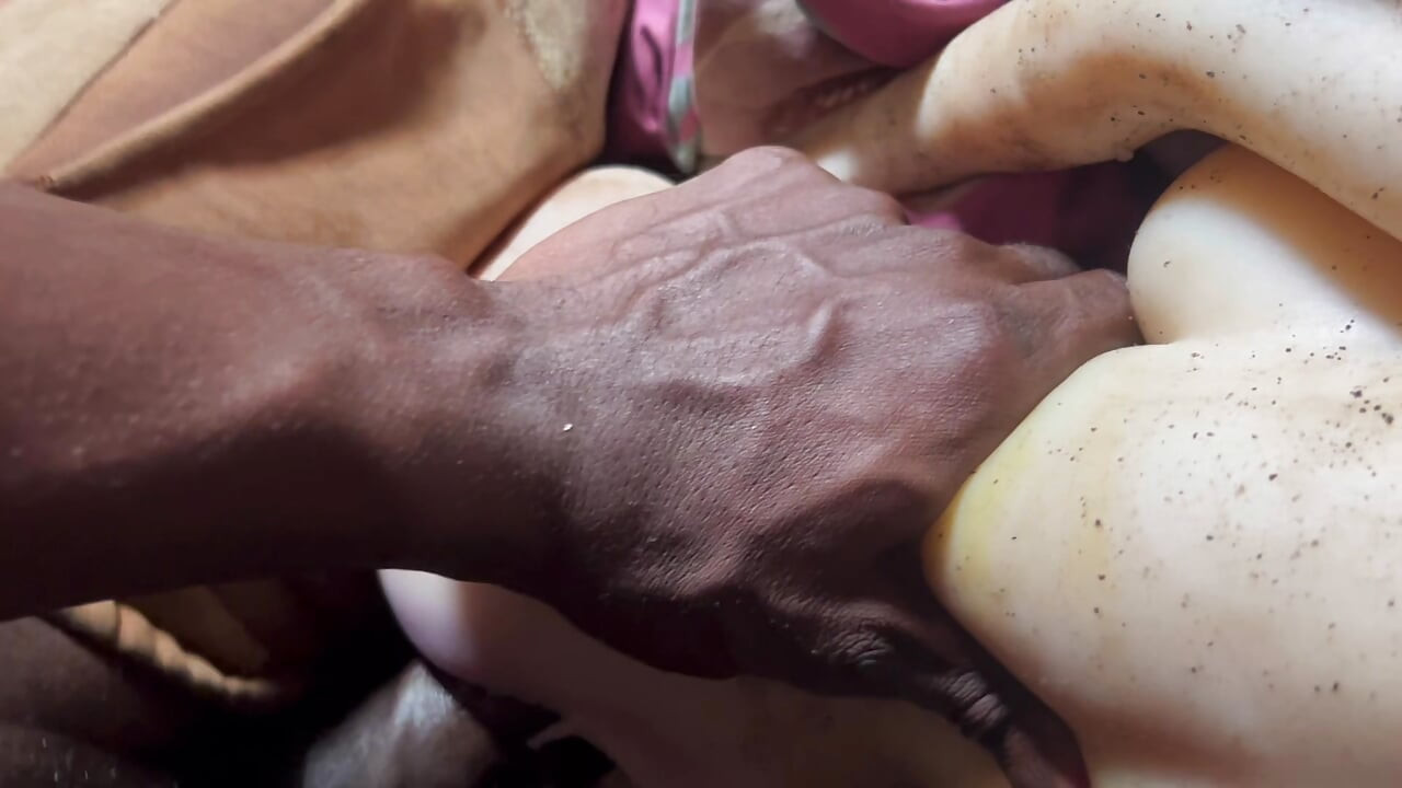 Biggest strong and big dick man I'm very honey wen I cum