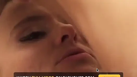 Sexy blonde MILF analsex mit jungem hengst