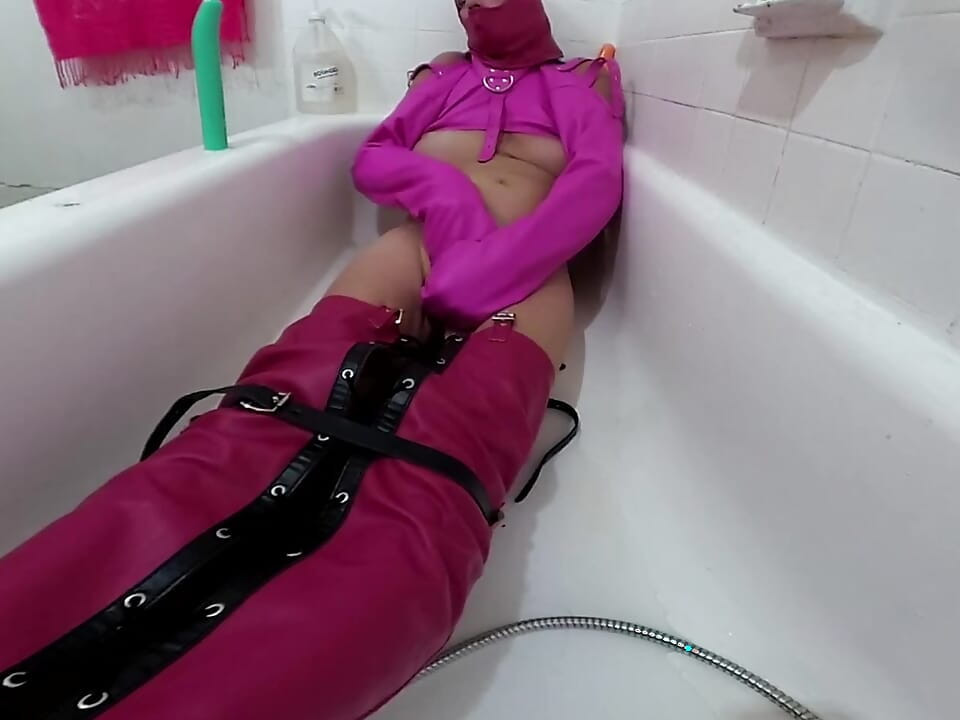 Liz young vr 2025 年 1 月幻想阴蒂胸部阴户扩张高潮成人玩具手淫洗澡只是 lizzy y 89