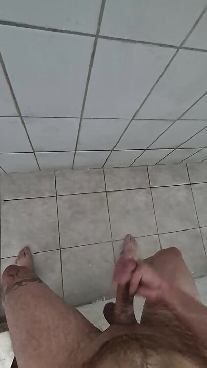 Под душа.