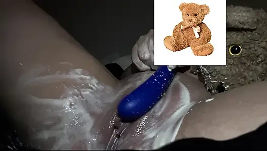 MY KINKY ARAB GIRL MASTUBATES WITH VIBRATOR & MY CUM ALL OVER HER CURVY BODY-  AMATEUR ARABIAN SNOWWHITE