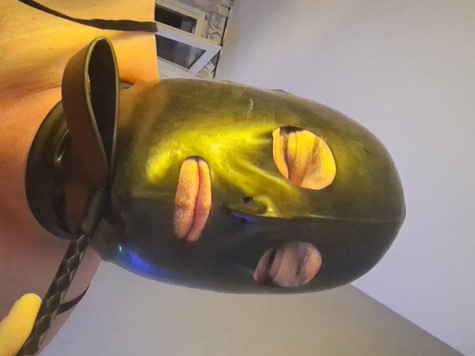 A naughty latex sissy...