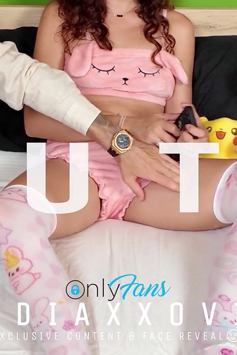 Stepdaddy! Please! Rub It but Don't Cum Inside Me! Innocent Stepdaughter Creampie Taboo