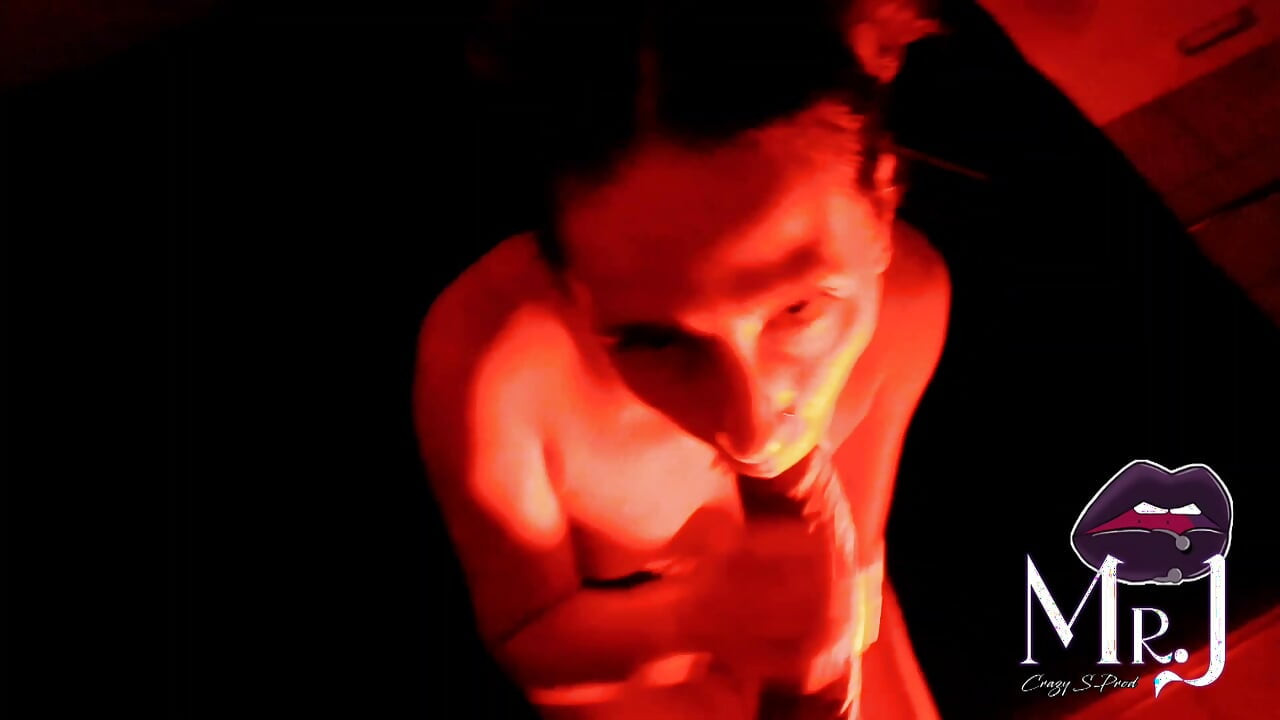 Nyx and MrJ... under a red light