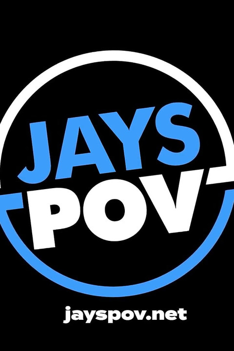 สาวผมสีน้ําตาลแดงตัวเล็ก Angel Windell โดนน้ําแตกทั่วตูดเธอ