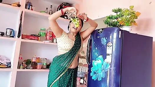 Hintli Asyalı desi üvey erkek kardeş üvey kız kardeşiyle sert sikişiyor tejashwini akash videosu