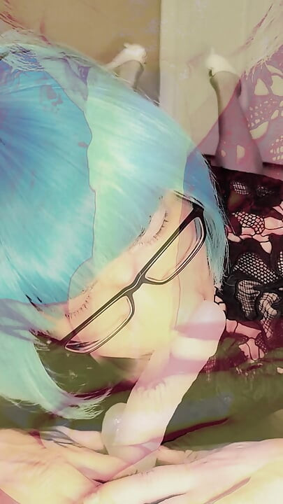 Kandi สาวร่านน้องสาวเซ็กซี่สูบบุหรี่และดูดเลอะเทอะ