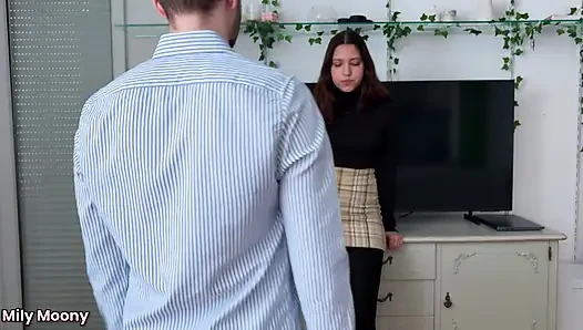 Video siaran langsung ganti baju & tubuh aduhai lagi asik ganti baju di kantor
