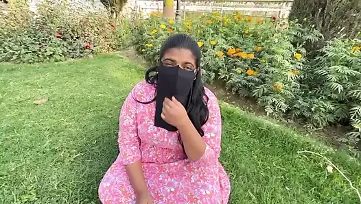 Ich ladke ne ek ladki ko bahla kar choda