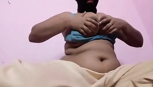 Bahan Ne chuchi khoob masaj Kiya