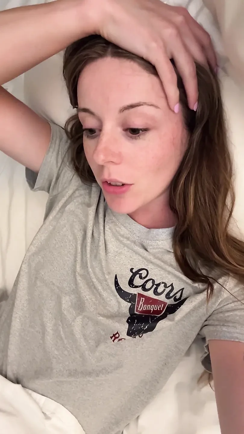 Bedtime Orgasm with My Hitachi
