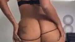 Round pretty booty Phfame