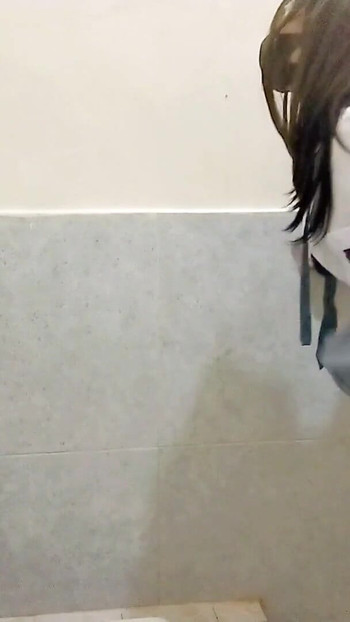 Srednjoškolka zavedena | Isječak 1