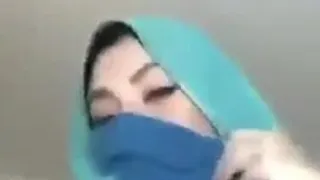 Hijab shows tits