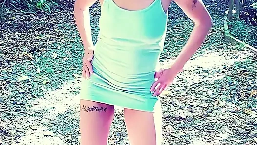 Hottie wyld Yasmin, wunderschöne exhibitionistin mag es, immer ihre muschi und ihren arsch in der Öffentlichkeit zu blankziehen