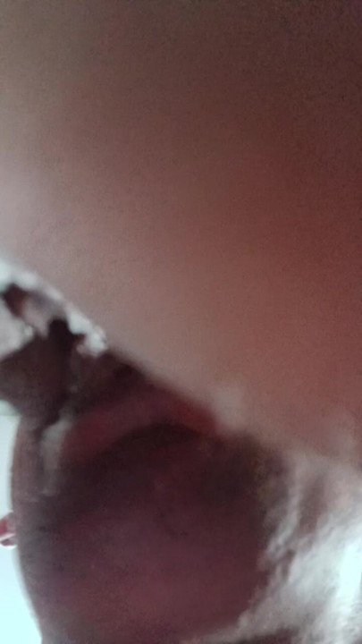 Chupa un poco de clítoris