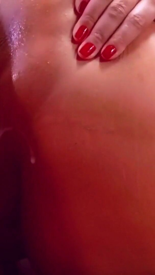 (CREAMPIE) NO CONDOM CUM DRIPPING FROM PUSSY AFTER MY NEIGHBOR CAME INSIDE HER PUSSY | Clip 1