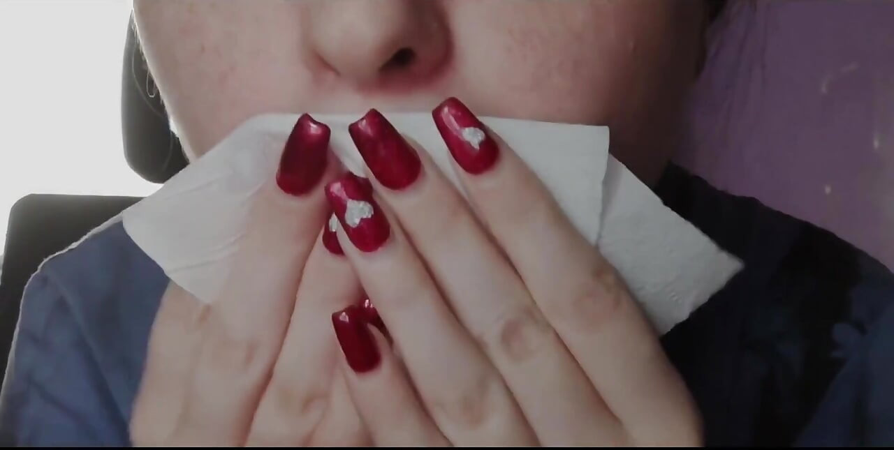 Fetish bibir dan lipstik