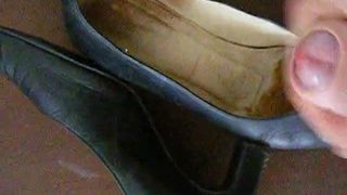 Обувь для членов кабин в кабинке